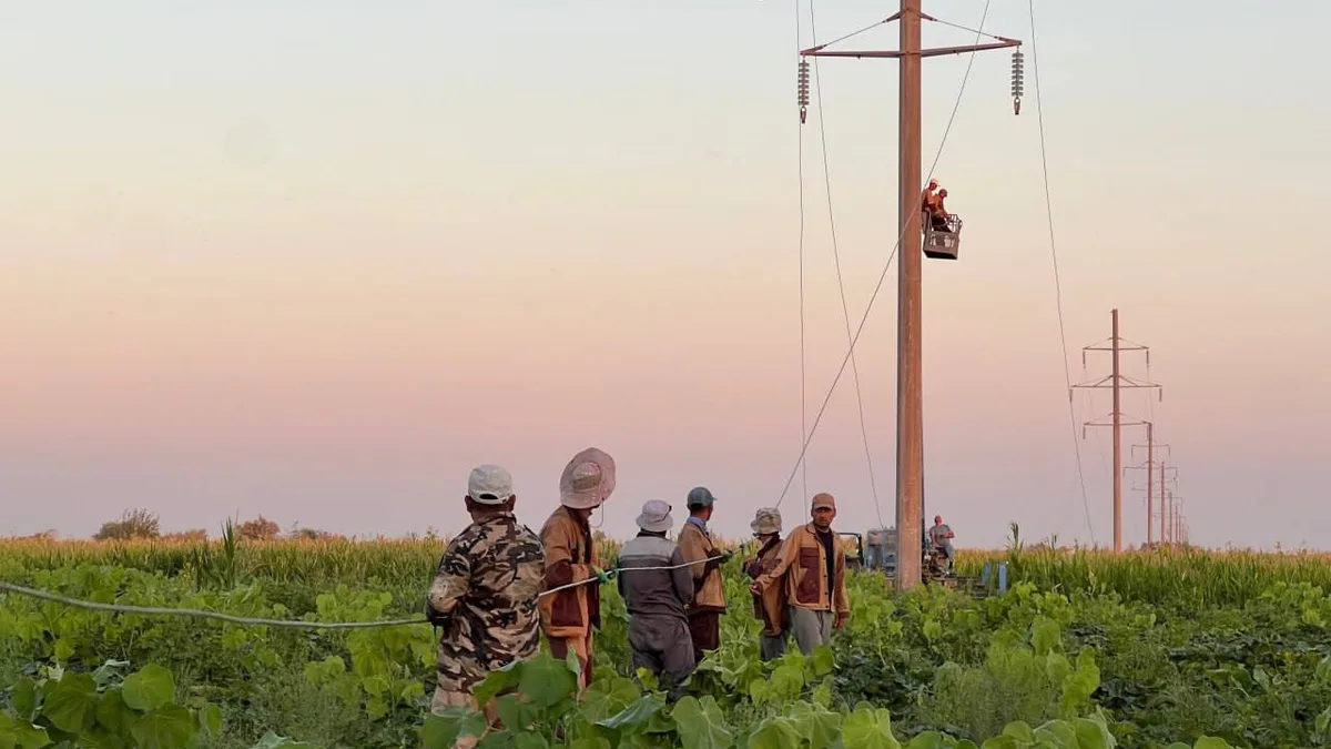 Sırderya vilayetinde 110 kV enerji iletim hattı